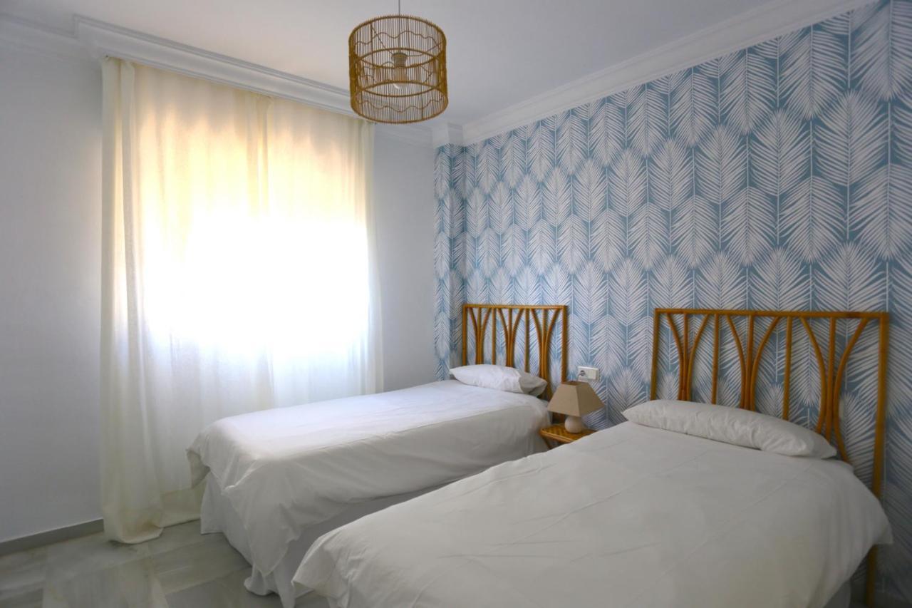 Вилла Parque Clavero Beach & City Premium House Малага Экстерьер фото