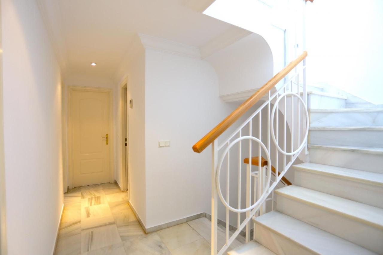 Вилла Parque Clavero Beach & City Premium House Малага Экстерьер фото